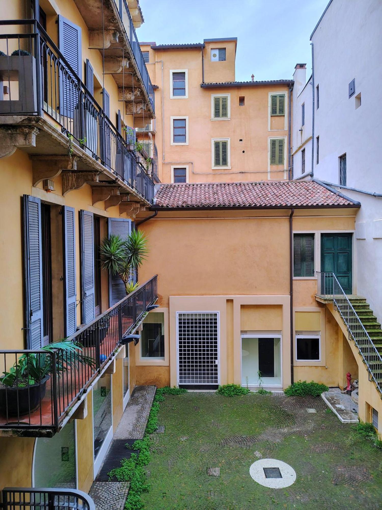 Italianflat - Rentroom Old Town - 200Mt To Arena 维罗纳 外观 照片